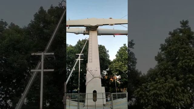 Лазаревское. Аттракцион в Парке культуры и отдыха смотреть онлайн