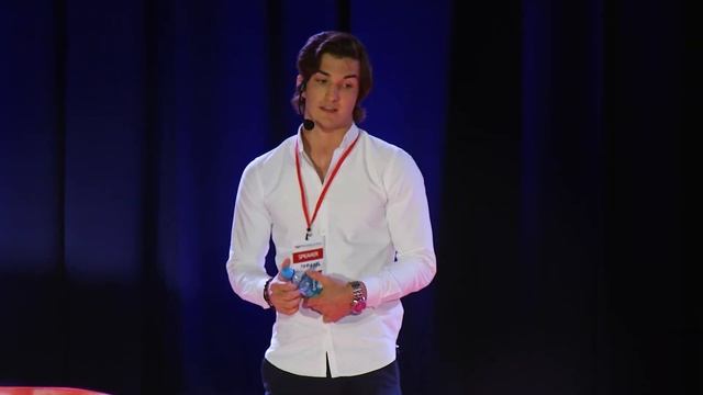 "Из Караганды в Cirque du Soleil" | Рафаэль Фатхельянов | TEDxShahterovAve смотреть онлайн