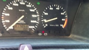 Passat b3 2E  Заводится и сразу глохнет .На газ не реагирует.HELP