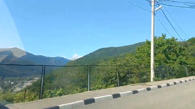 Лазаревское Сочи - Дорога от ЖД вокзала в Лазаревском до Снт Здоровье Марьинское шоссе (4 км) смотреть онлайн