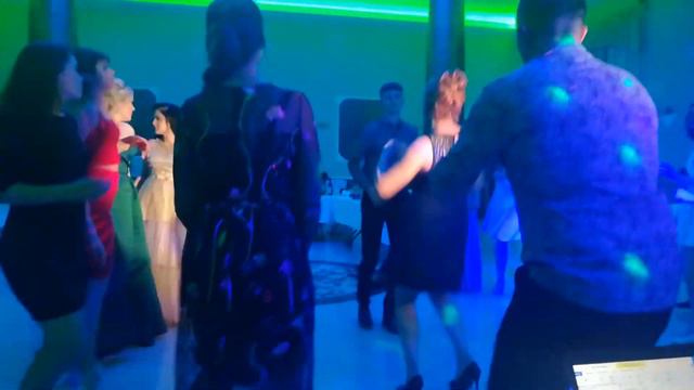 Выпускной Ермолинская школа смотреть онлайн