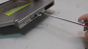 Как заменить DVD привод в ноутбуке?