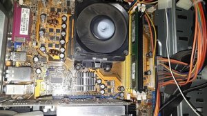 ДИАГНОСТИКА МАТЕРИНСКОЙ ПЛАТЫ ОДИН ДЛИННЫЙ ДВА КОРОТКИХ СИГНАЛА СПИКЕРА