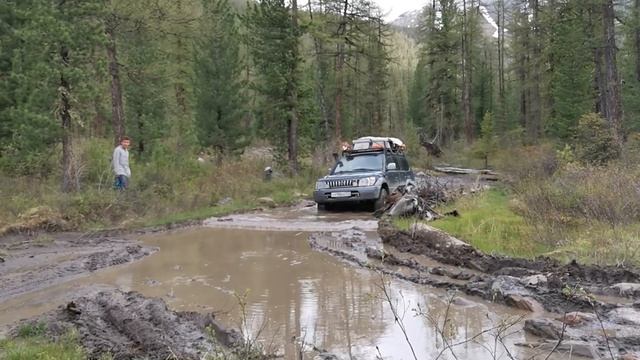 Toyota Land cruiser 95. Passage of water смотреть онлайн