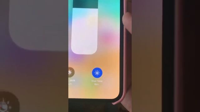 Как убрать желтый экран на IPHONE X смотреть онлайн