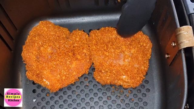 Crusted Chicken Thighs In Air fryer Recipe. Air fried Corn flakes Breaded Chicken Thighs NO EGGS смотреть онлайн