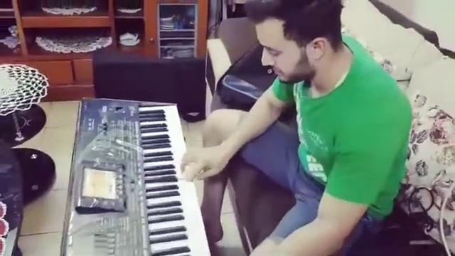 عزف على اغنية تركية Bu aşk böyle bitemez _ Korg X3 смотреть онлайн