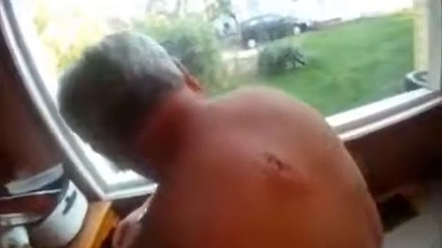 выдавливание огромного чирия смотреть онлайн