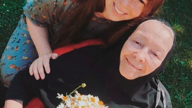 Почему свекровь телеведущей Екатерины Стриженовой Любовь Стриженова ушла в монастырь смотреть онлайн