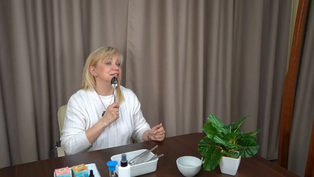 Школа преображения №29 - Массаж холодными ложками | Московское долголетие смотреть онлайн