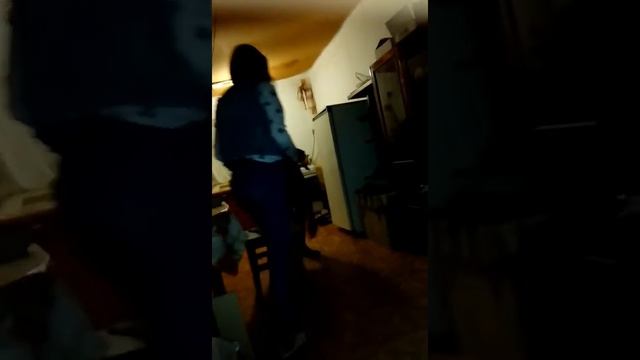 Под грибами ))?? смотреть онлайн