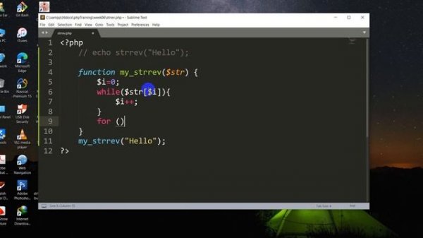Reverse String  without built in function in php