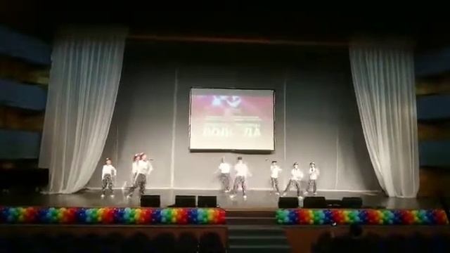 Эстрадная школа Три апельсина. Song&Dance смотреть онлайн