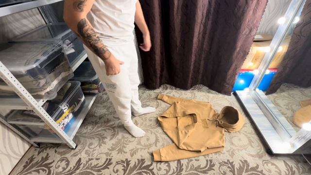 КАК ЖЕ ПРАВИЛЬНО ФОТКАТЬ ОДЕЖДУ РЕСЕЙЛЕРУ,БАРЫГЕ,ПРОДАВЦУ? смотреть онлайн
