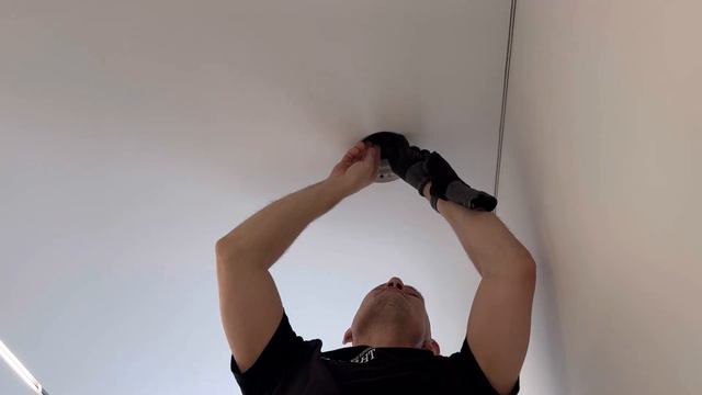 Как установить теневую магнитную решетку для вентиляции на натяжной потолок