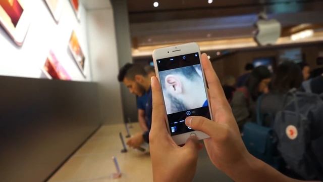 How I played virtual reality gaming and discovering the IPhone 7 - Vlog_8 смотреть онлайн