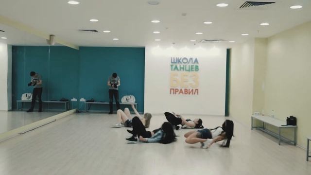 Девичник — день женских классов в школе танцев «Без правил» смотреть онлайн