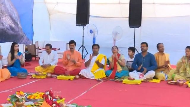 2016 Guru Poonam Dhun | P.P. Punitachariji Maharaj | Mantra Chanting | Hari Om Tatsat Jai Guru Datt смотреть онлайн