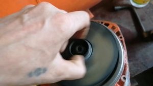 Как снять крыльчатку с водяного насоса или насосной станции Вихрь.