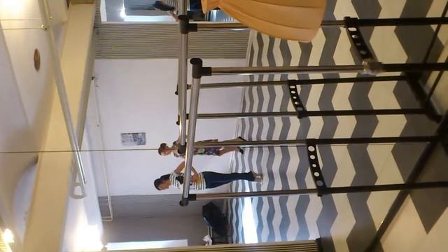 Осторожно!Солистка, заслуженный деятель искусств смотреть онлайн