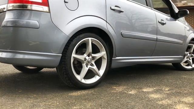 Vauxhall Zafira 1.9 CDTi SRi Exterior Pack 5dr смотреть онлайн