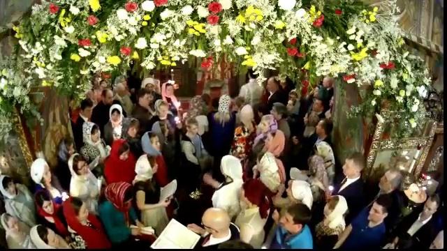 Прямая трансляция служб Храма Малое Вознесение смотреть онлайн