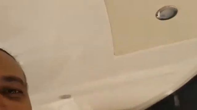 Управляю яхтой на реке Москве смотреть онлайн