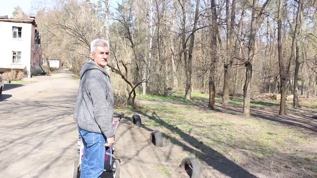 VLOG Алиса будит Настю. Жуткие здания даже не ограждены. Есть ли у меня демодекс? смотреть онлайн