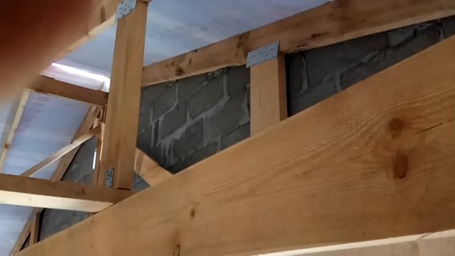 КРОВЛЯ СВОИМИ РУКАМИ. МЕТАЛЛОЧЕРЕПИЦА ИЛИ МЯГКАЯ КРОВЛЯ. ДЕШОВАЯ ДВУСКАТНАЯ / ДВУХСКАТНАЯ КРЫША смотреть онлайн