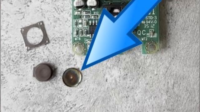 TC ELECTRONIC POLITUNE MINI. Экспресс ремонт кнопки включения. смотреть онлайн