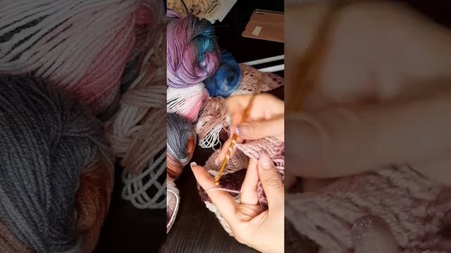 Plektomania.gr: Πλέκουμε κασκόλ με πλέξη σκουπόξυλο смотреть онлайн