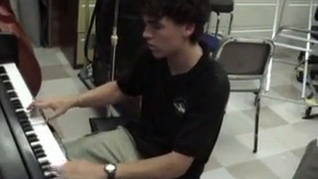 Super Mario Bros. Piano ...Fast & Freakin' Awesome!! смотреть онлайн