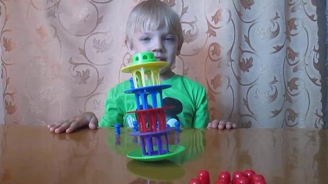 Развивающие игры Играем в настольную игру башня баланс