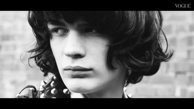 Vogue 100: Kate Moss, Jourdan Dunn, and Edie Campbell Talk 100 Years of Fashion | British Vogue смотреть онлайн