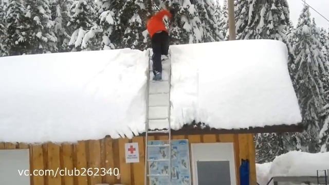 Вот, как надо чистить снег! смотреть онлайн