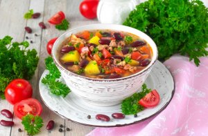 КАК ПРИГОТОВИТЬ СУП ИЗ ФАСОЛИ КРАСНОЙ КОНСЕРВИРОВАННОЙ С МЯСОМ
