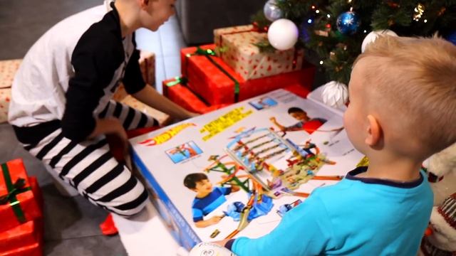САНТА-настоящий СУЩЕСТВУЕТ❗️Дорогущие подарки❗️Truthful Santa Claus❗️A precious presents смотреть онлайн