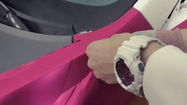 Двухцветный капот с помощью нитевидного ножа. Автовинил. смотреть онлайн