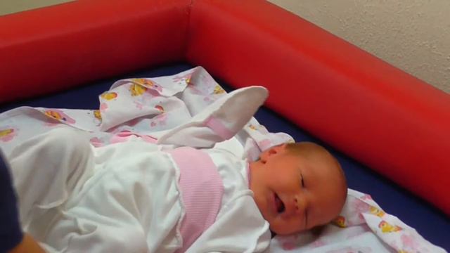 Выписка из роддома с Алиной смотреть онлайн