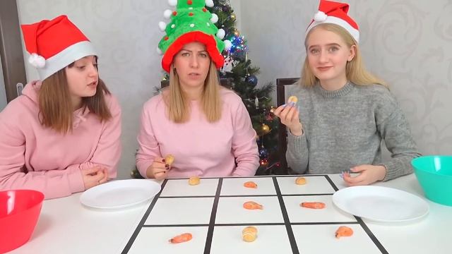 ИГРАЕМ В КРЕСТИКИ НОЛИКИ ЕДОЙ ЧЕЛЛЕНДЖ ! смотреть онлайн
