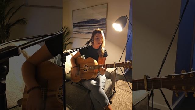 Friday I'm in love by The Cure - Acoustic Cover (Sophie Ford Music) смотреть онлайн