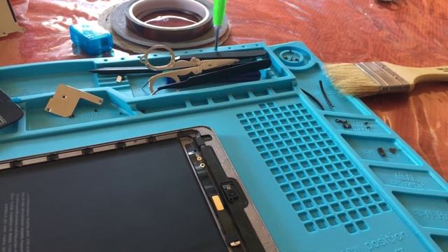 iPad mini A1432 screen replacement en español (Adelantó) смотреть онлайн