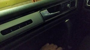 VW TUAREG как запрограммировать управления стеклоподъёмниками если стекло возвращается обратно вниз.