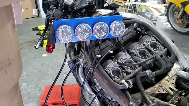 How to properly Synchronize Honda CBR 600F3 Carburetors смотреть онлайн