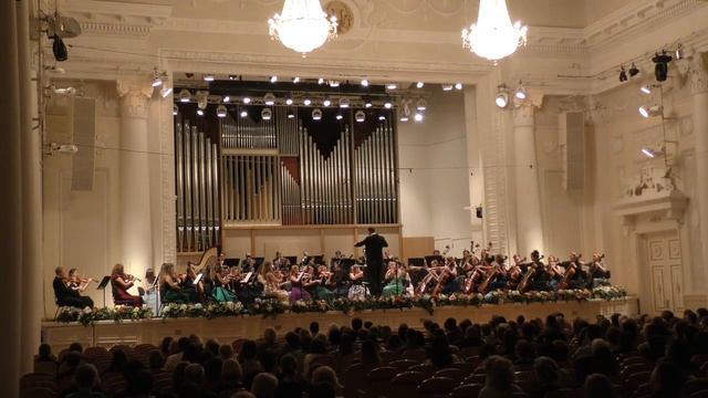 Dvorak: Slavonic Dance, Op.46, No.1,4,8 Ural Youth Symphonic Orchestra.conductor Dmitry Filatov смотреть онлайн