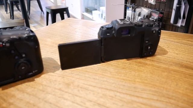 Canon DSLR 6D Mark II VS Mirrorless EOS RP?? смотреть онлайн