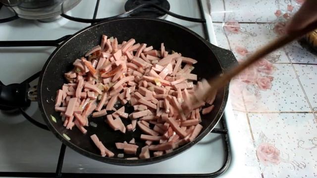 УЖИН ЗА 200 РУБЛЕЙ! Макароны с сыром и колбасой смотреть онлайн