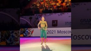 Лала Крамаренко показательное с булавами