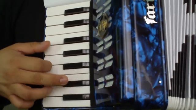 Golpes en el corazón | Tigres del norte | Mini Acordeón piano. смотреть онлайн