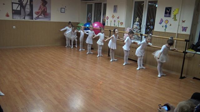 ECARTE.RU Открытый урок по хореографии для детей от 6-7 лет смотреть онлайн